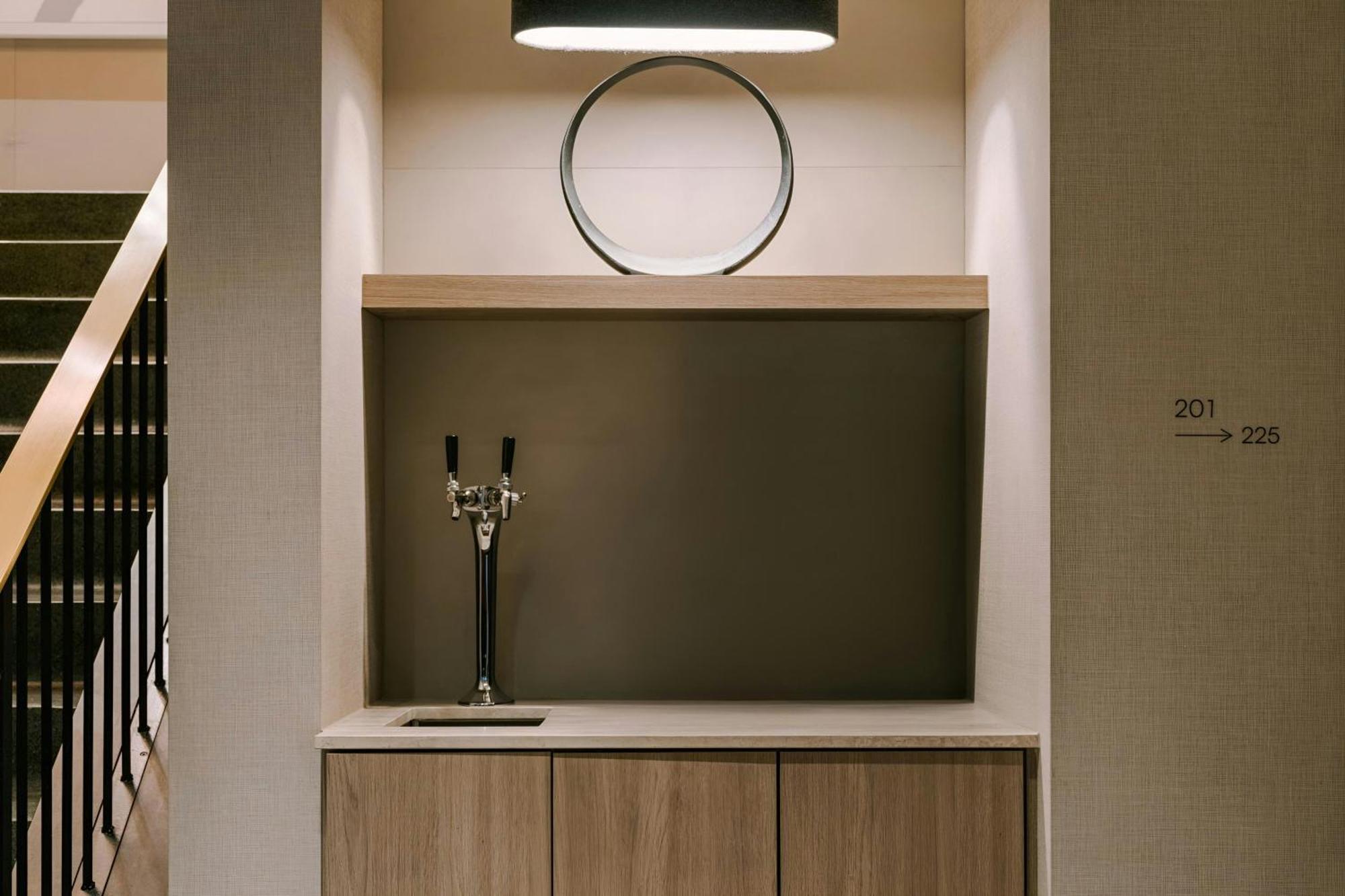 Sonder By Marriott Bonvoy Apollon Old Aparthotel Montreal